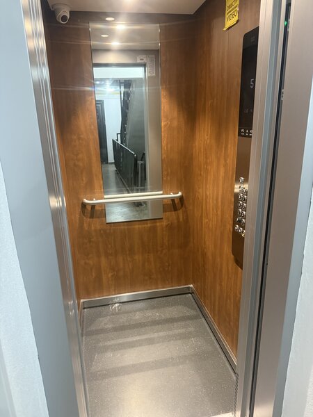 Brancoveanu, de inchiriat 2 camere mobilat, utilat, bloc reabilitat termic.