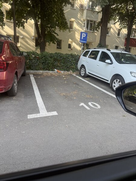 Brancoveanu, de inchiriat 2 camere mobilat, utilat, bloc reabilitat termic.